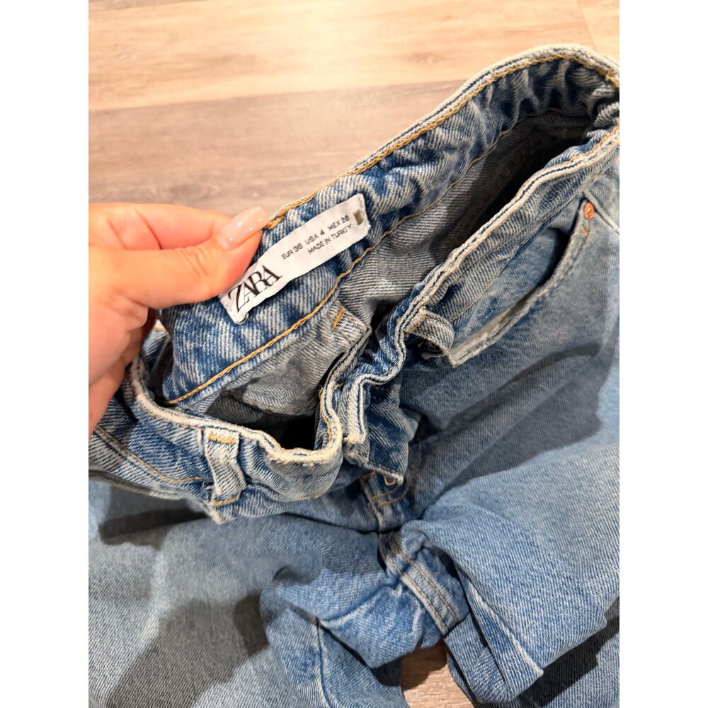 Zara Distressed Denim Size 4 Jeans - Picture 4 of 6
